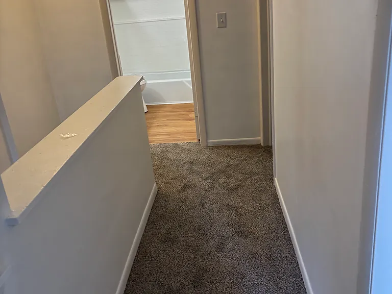 507-509 Goshen Ct #509 — Photo 8