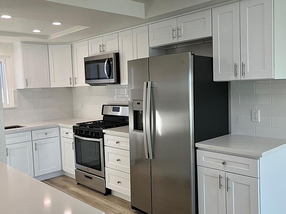 5th image of 554 Madera Ave #B