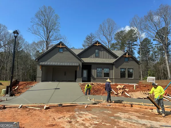 144 Rose Lake Ct, Hoschton, GA 30548