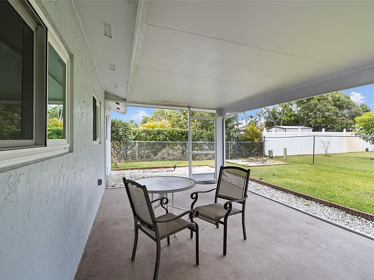 6579 Country Ln — Photo 11