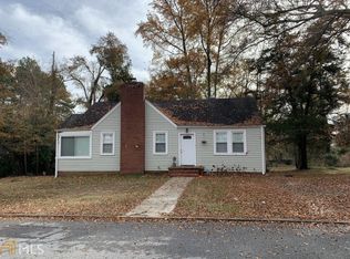 86 Hayes St, Toccoa, GA 30577
