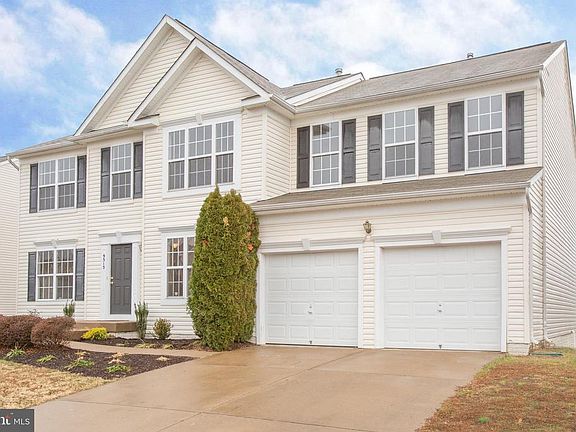 5th image of 9515 Laurel Oak Dr