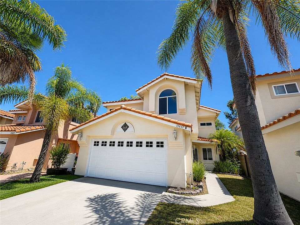 1st image of 15657 Ladera Vista Dr