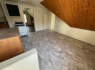 718 S Forest Ave #3, Carbondale, IL 62901