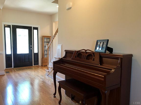 4th image of 1115 Helmsdale Dr Lot 5