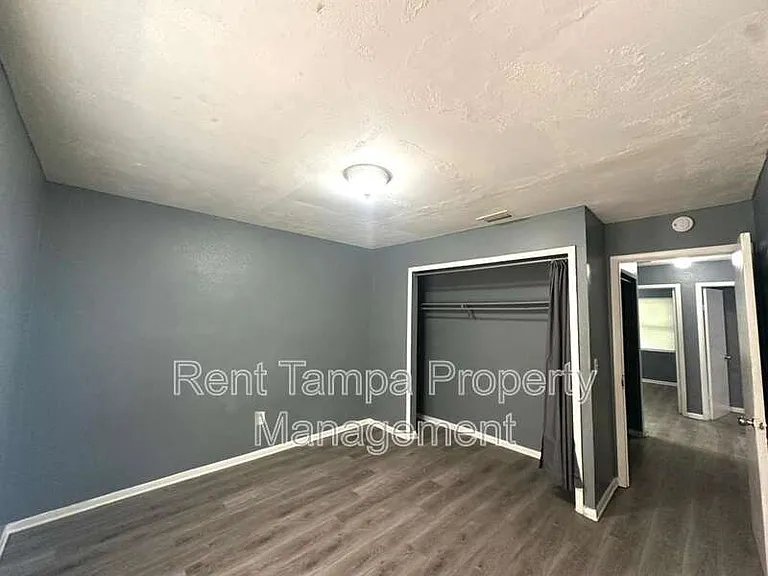 8304 N Mulberry St — Photo 8