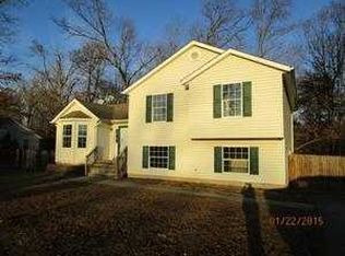 26908 Erin Dr, Mechanicsville, MD