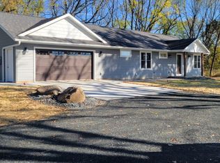 6347 S Lowes Creek Rd, Eau Claire, WI 54701