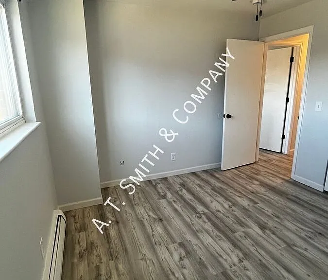221 S Balsam St #202 — Photo 13