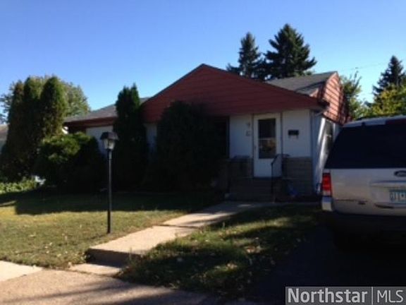 2nd image of 83 Maywood Pl