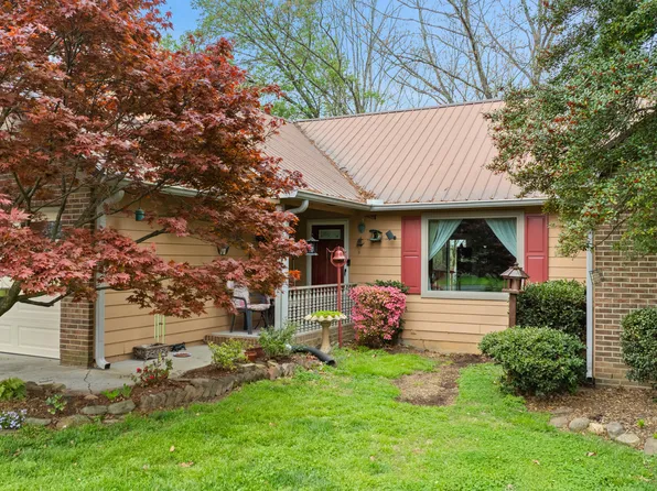 6609 Springer Dr, Knoxville, TN 37918