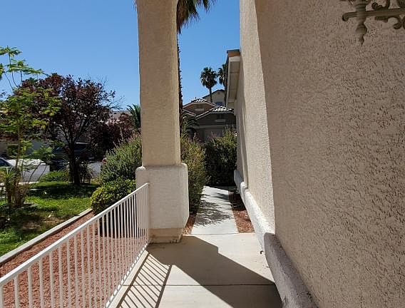 2nd image of 2208 Starline Meadow Pl