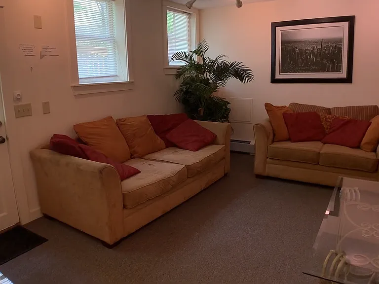 112 Highland Pl #1 — Photo 3