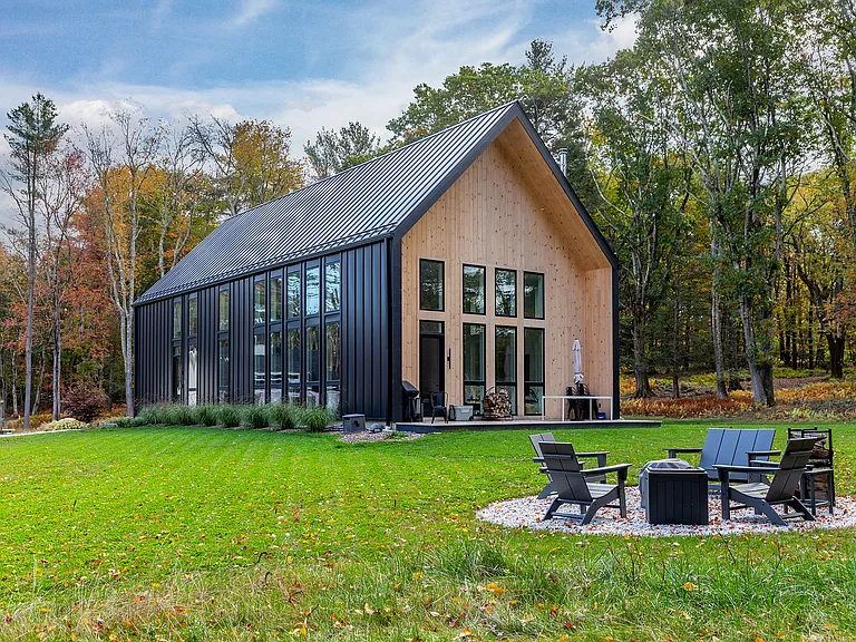 Pond Ridge Rd — Photo 1