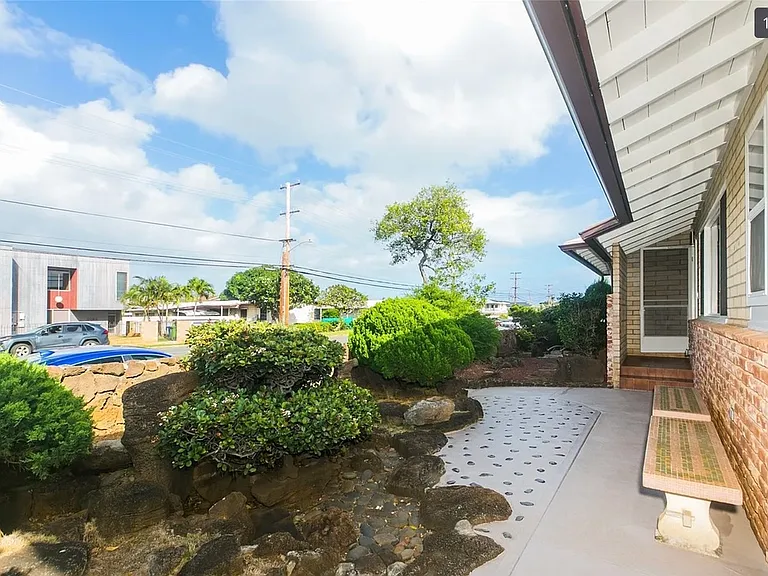 4153 Kilauea Ave — Photo 12