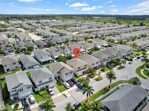 555 NE 6th Ct, Florida City, FL 33034