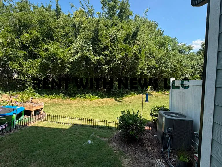 1407 Raines Meadow Dr — Photo 36