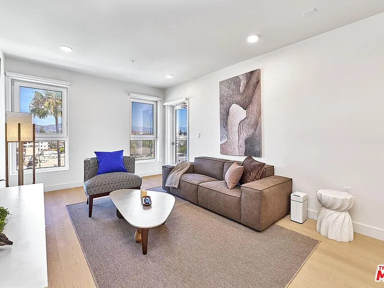 510 S Oxford Ave #310 — Photo 47