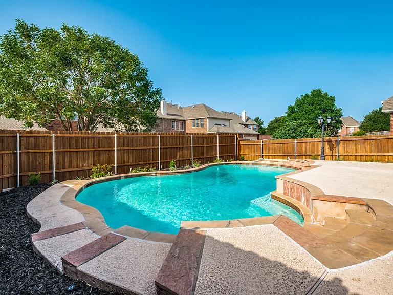 14575 Daneway Dr — Photo 38
