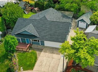 4027 N Clarey St, Eugene, OR 97402
