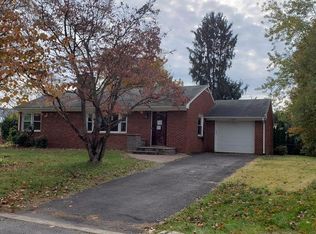 11920 Seminole Dr, Smithsburg, MD 21783
