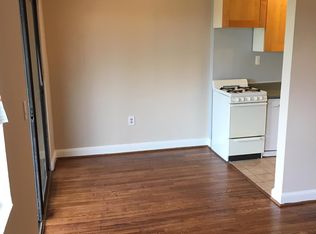 1567 N Colonial Ter, Arlington, VA 22209