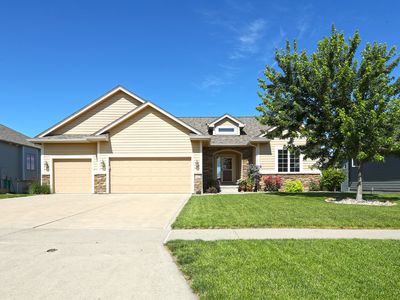 1322 Crimson St, West Des Moines, IA, 50266