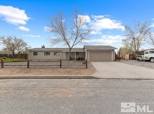 3885 Puffin St, Reno, NV 89508