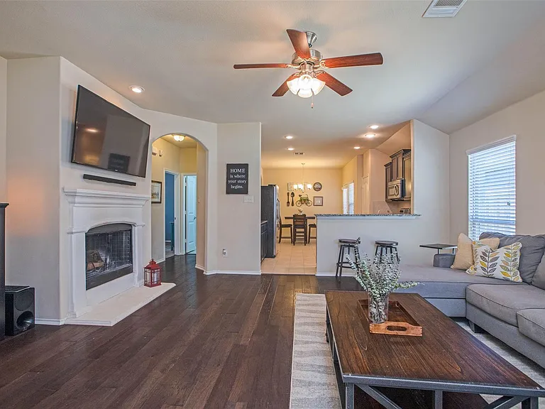 8905 Deadwood Ln — Photo 5