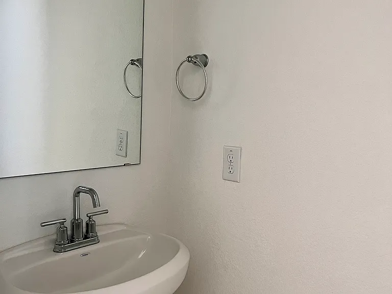 220 Saide St — Photo 19