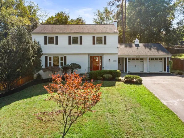 14221 Northwyn Dr, Silver Spring, MD 20904