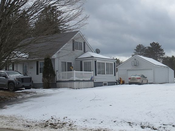 4th image of 413 Cushman Rd