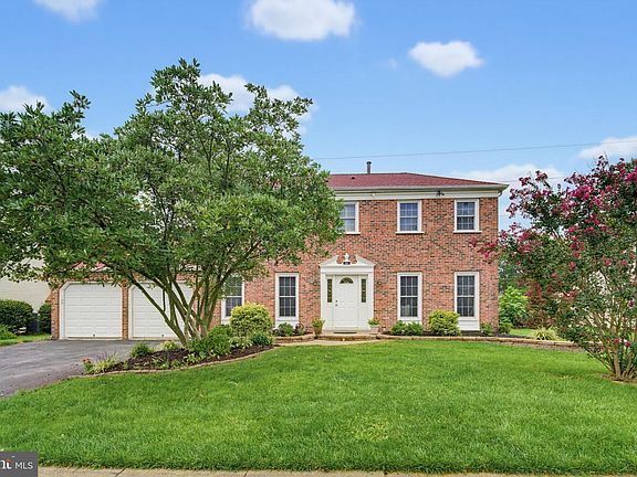 2nd image of 200 Trappe Ln