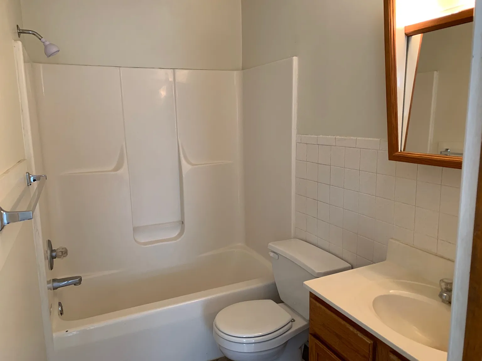 Studio, 600 sqft, $700 — Photo 2
