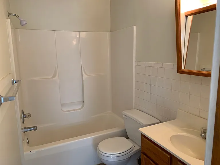 515 McKinley St #2 — Photo 2