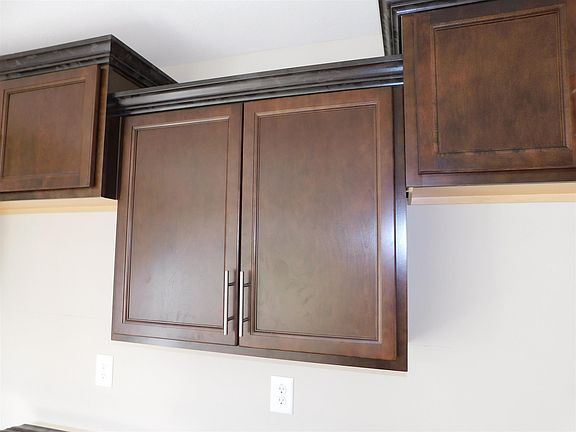 2nd image of 8 Hazelwood Ct Lot 8