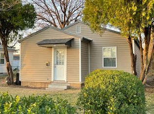 2411 SW D Ave, Lawton, OK 73505