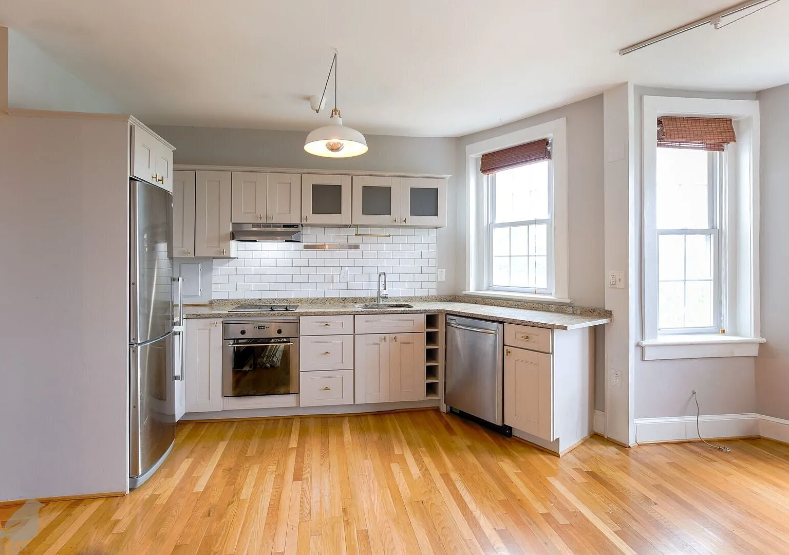 Chic One Bedroom Off H Street! — Photo 1