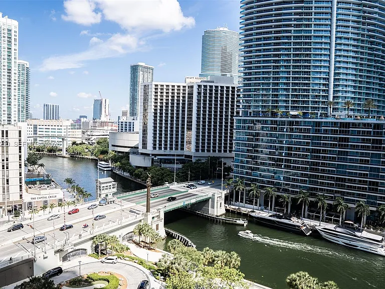 495 Brickell Ave #4205 — Photo 27