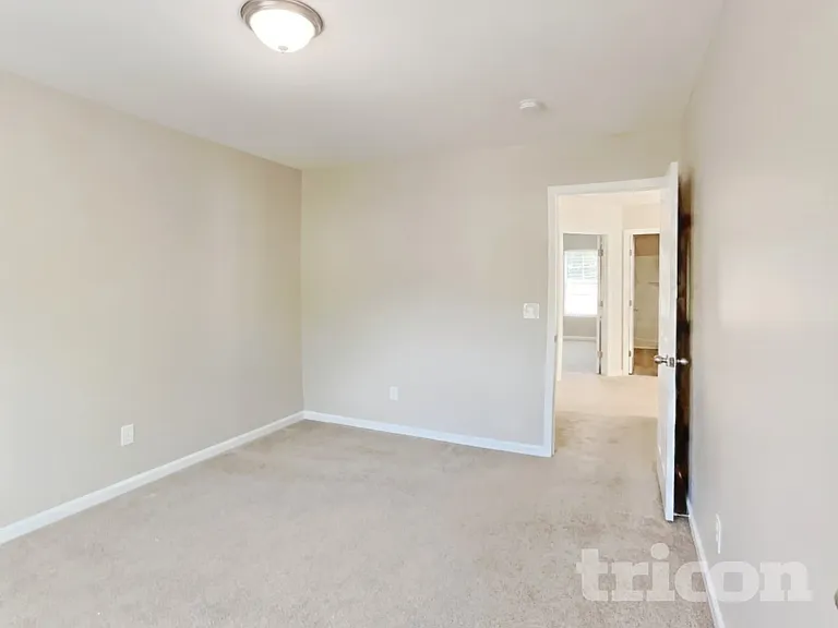 6867 Horseback Ln — Photo 14