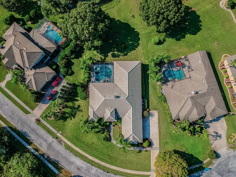 1107 Oxbridge Dr — Photo 25