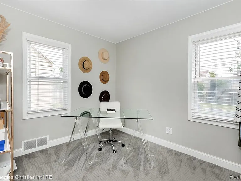 508 Marlin Ave — Photo 12