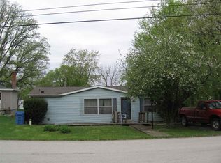 7021 E Harrold Rd, Churubusco, IN 46723