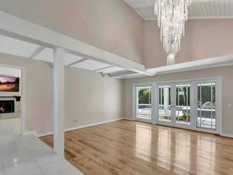 17675 Rainglen Ln — Photo 2