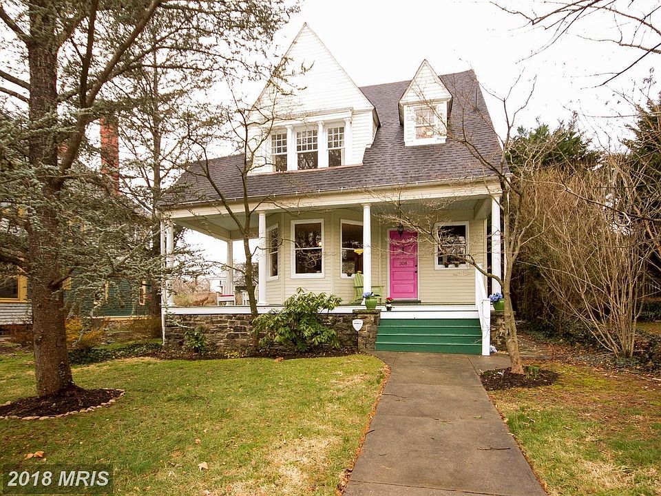 Enticing 3-story Victorian on a beautiful block!