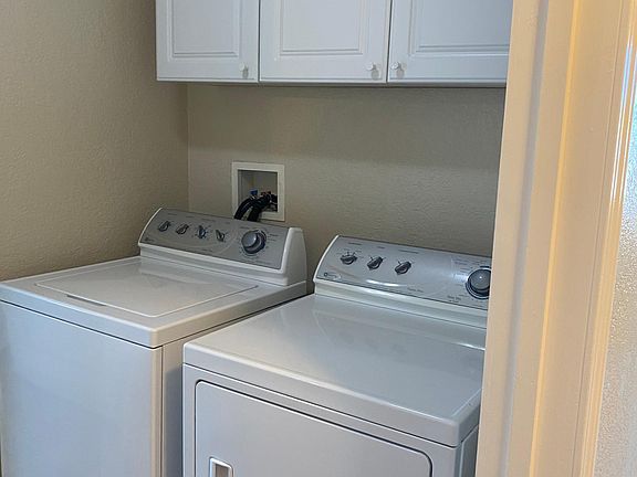 5th image of 2172 Wyandotte St