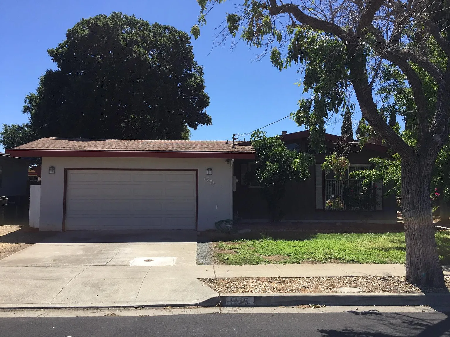 1275 Spruce St photo 1