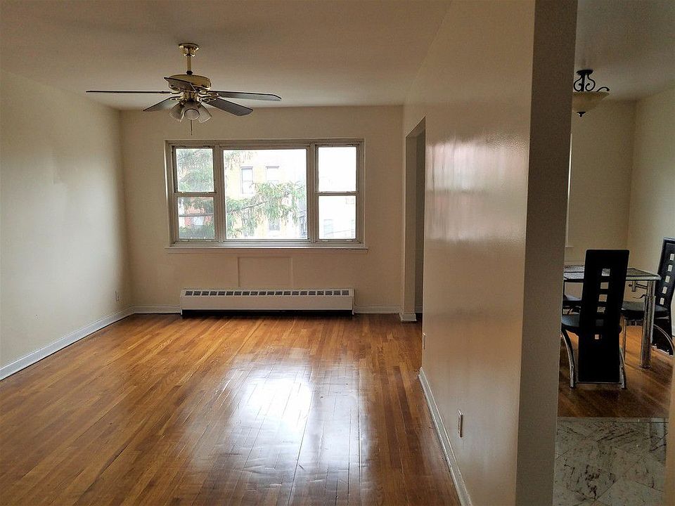 1st image of 4307 25th Ave #3
