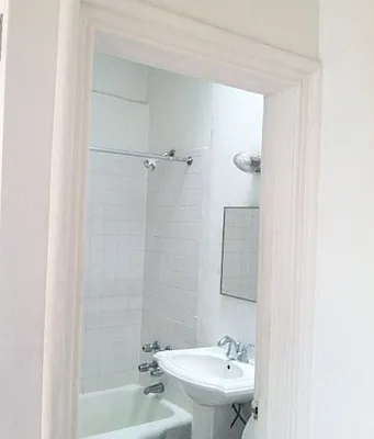 Rented by Realty Collective | media 6