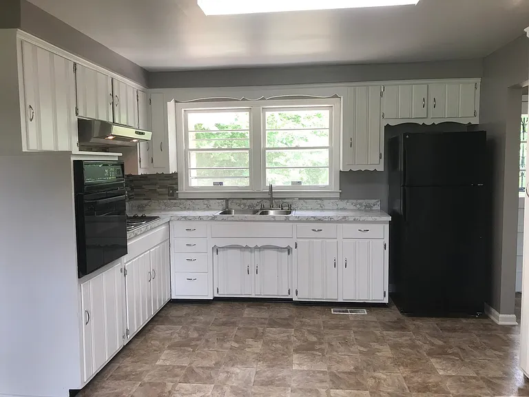 100 Talton Dr — Photo 6